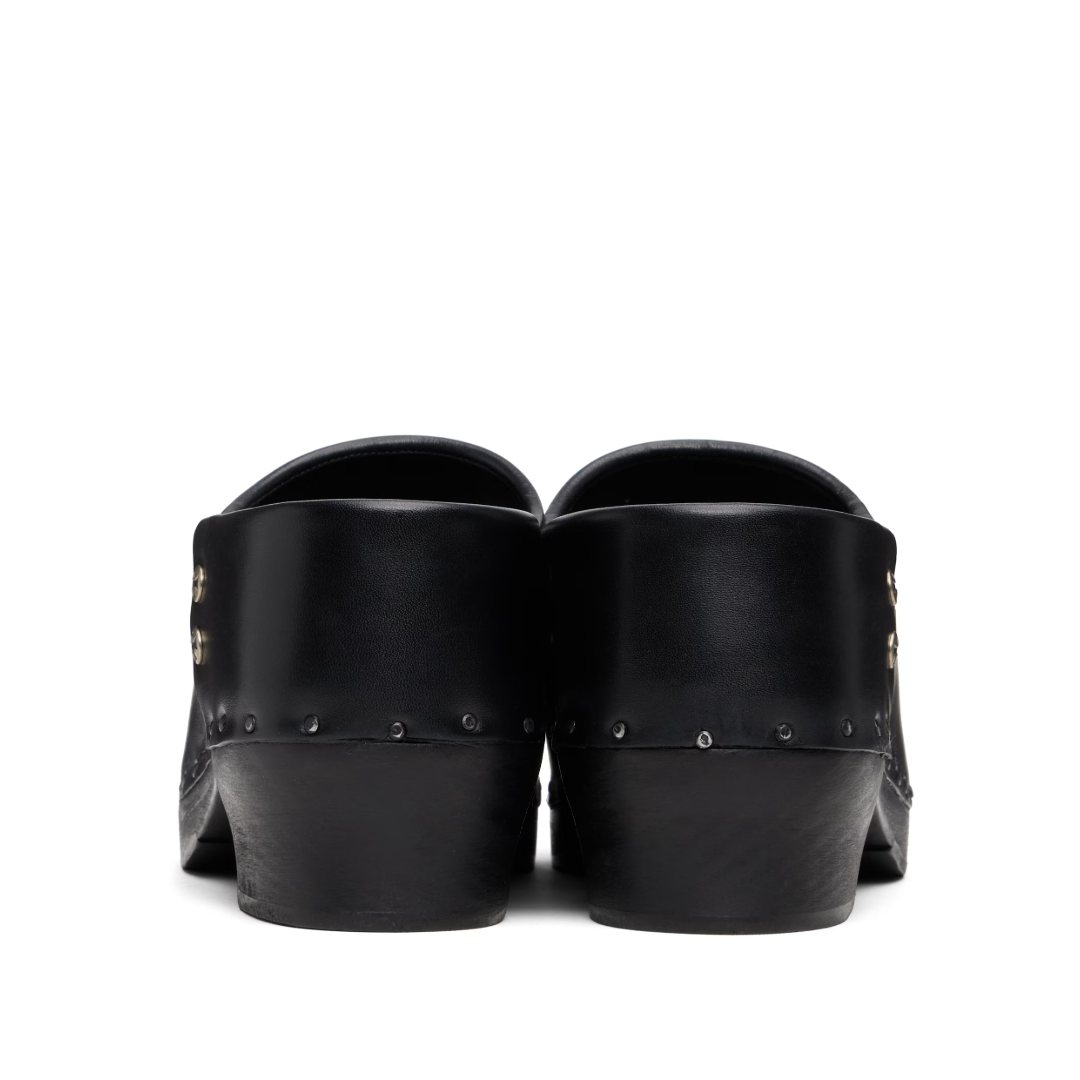 Studded Metal Toe Cap Clog Black
